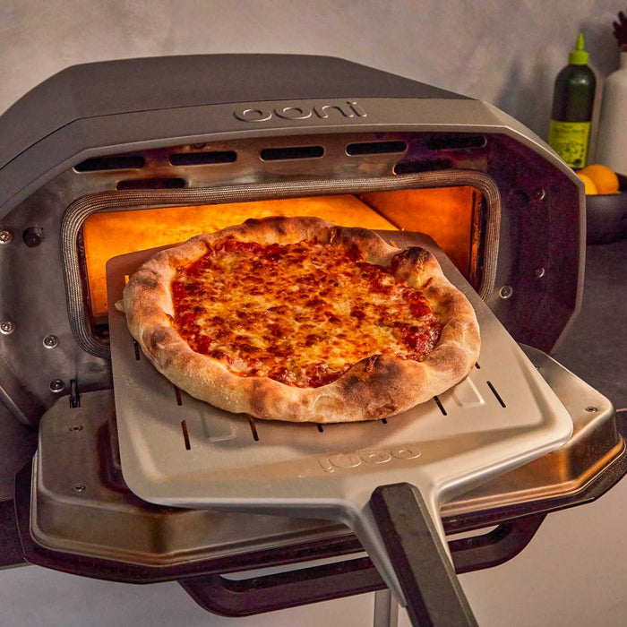 New Yorker Pizza mit Käse für den elektrischen Pizzaofen Ooni Volt 12