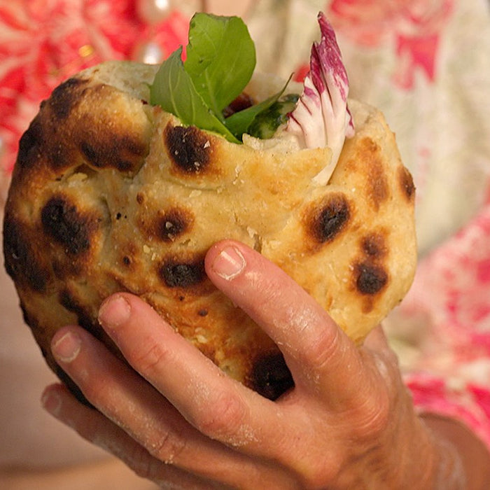 Gefüllte Pizzette mit Paprika und Mozzarella, von Nancy Silverton