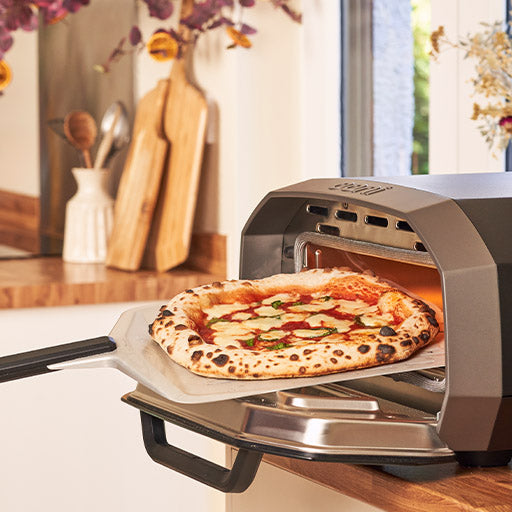 9 Tipps, um die (fast) perfekte Pizza in den Ofen zu schieben