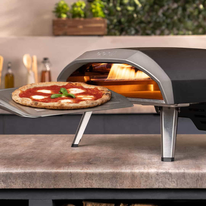 Ooni Koda 16 Gas-Powered Pizza Oven - Ooni Europe | Klicke auf dieses Bild, um den Galeriemodus des Produkts zu öffnen. Der Produktbild-Galeriemodus ermöglicht es dir, die Bilder zu vergrößern.