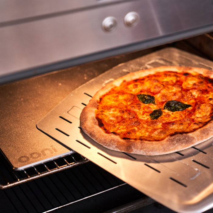 Ooni Pizza Baking Steel | Klicke auf dieses Bild, um den Galeriemodus des Produkts zu öffnen. Der Produktbild-Galeriemodus ermöglicht es dir, die Bilder zu vergrößern.